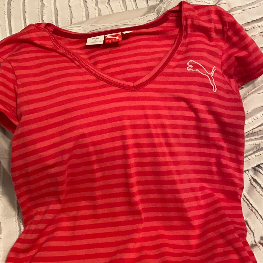 Puma pink t-shirt
